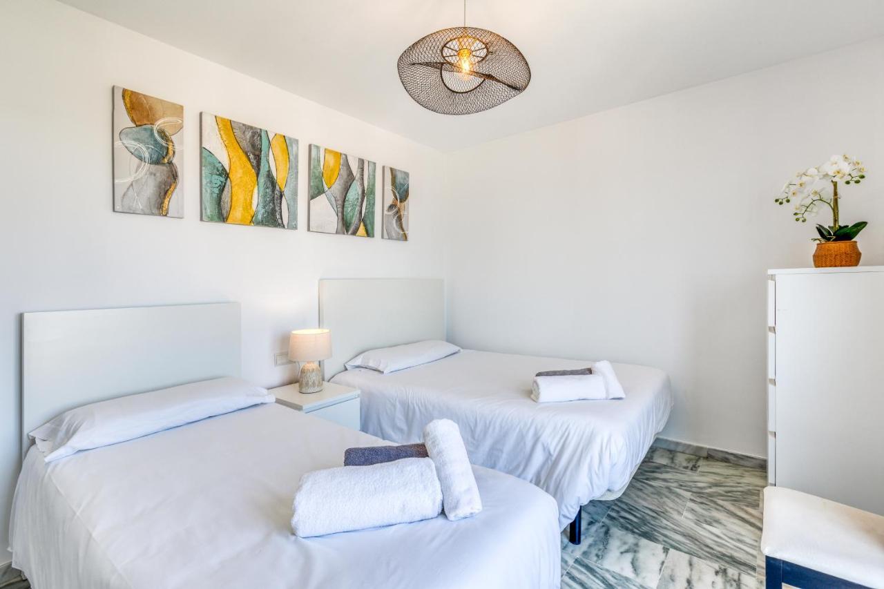 Hanami El Pinacho Beach Lejlighed Estepona Eksteriør billede